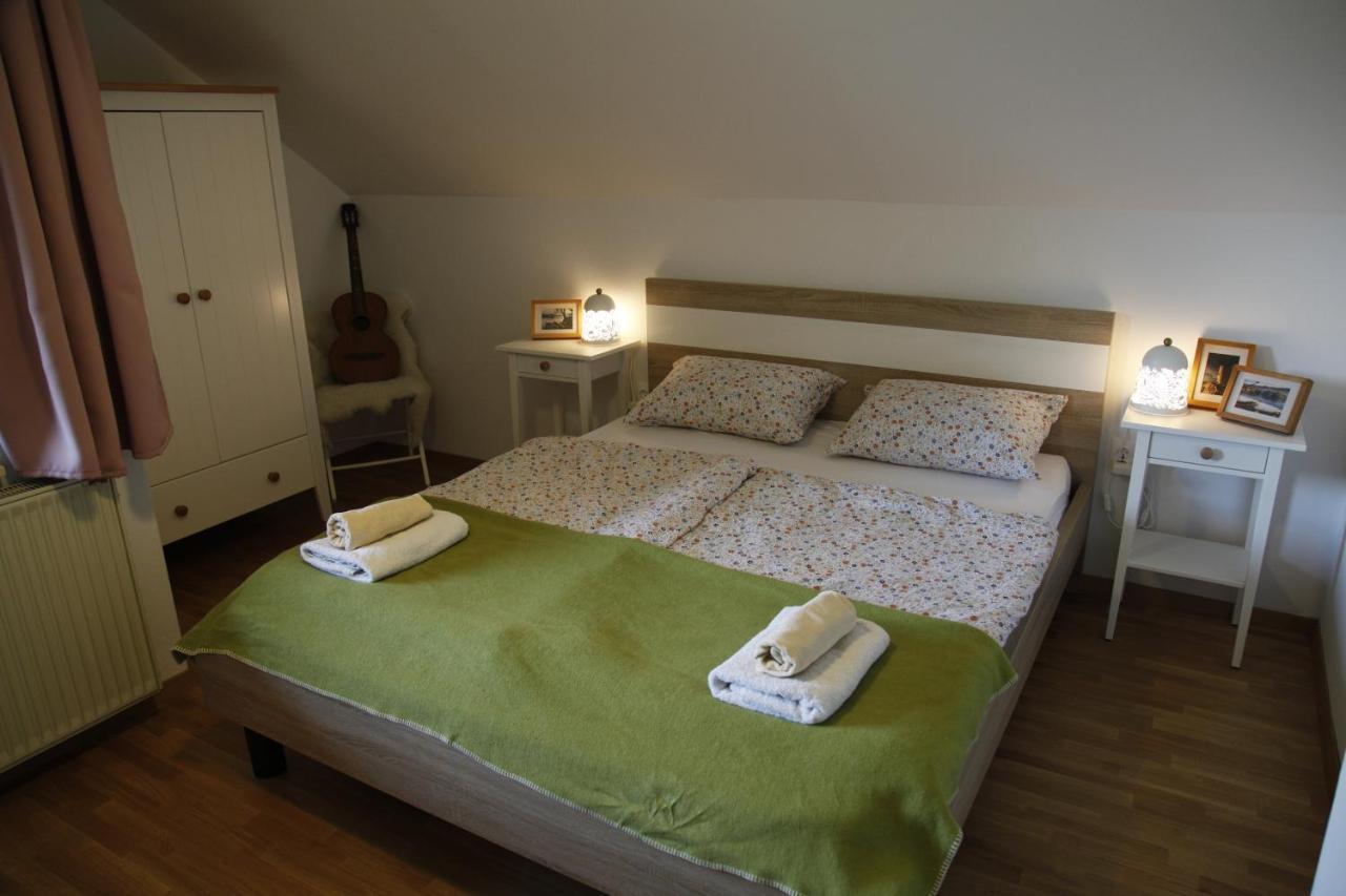 Family Apartment On Repecnik Farm In Gorje, Bled Zgornje Gorje Buitenkant foto